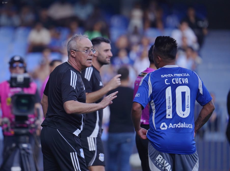 Jorge Célico no acude a la rueda de prensa tras el empate de Emelec: ¿finaliza su ciclo en el Bombillo?