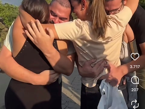 Xavier y Antonio Alvarez, dirigentes de Barcelona, salen de la cárcel del Encuentro