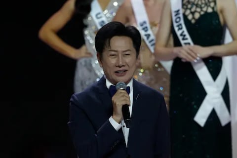 Quién es Nawat Itsaragrisil, el director de Miss Universo Tailandia en el centro de la polémica por la “humillación” a Miss México