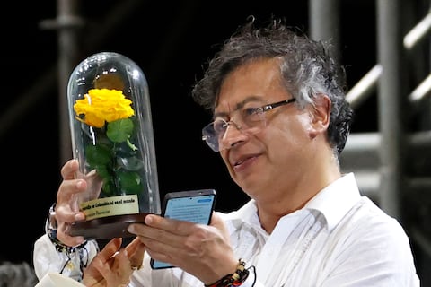 Gustavo Petro ordena ‘suspender’ intercambio de inteligencia con EE. UU. por bombardeos a supuestas narcolanchas