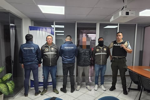 Ecuador deporta a ciudadano colombiano considerado amenaza para la seguridad interna