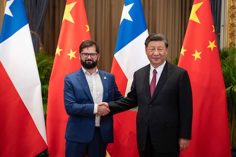 Chile–China Express: El proyecto de cable submarino que detonó sanciones de EE. UU. a funcionarios chilenos