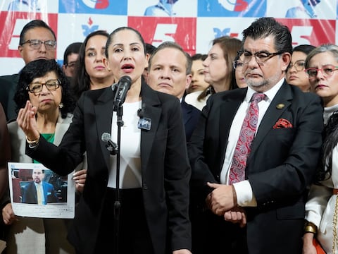 Cuentas de campaña 2023: Luisa González y otros dos militantes de la RC son sancionados a pagar $ 18.000