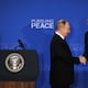 Donald Trump está decepcionado con Putin porque “no fue ni honesto ni sincero”, dice el secretario del Tesoro de EE. UU.