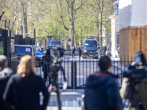 Estados Unidos y China concluyen primer día de negociaciones comerciales y seguirán este lunes