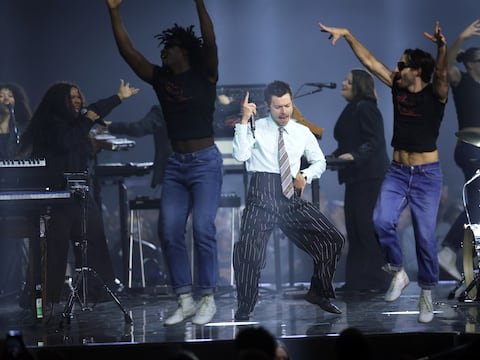 Harry Styles ofrece concierto en Mánchester y prohíbe a sus fanáticos usar sus teléfonos o cualquier dispositivo de grabación