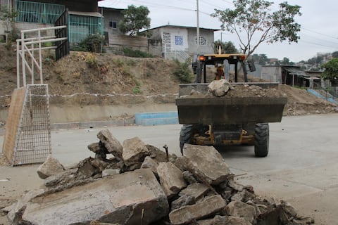 Zona del noroeste de Guayaquil tendrá nueva cancha de uso múltiple con inversión de $ 413.000