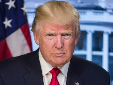 El dólar de la controversia: aprueban el diseño general para una moneda conmemorativa de oro de 24 quilates con la imagen del Trump