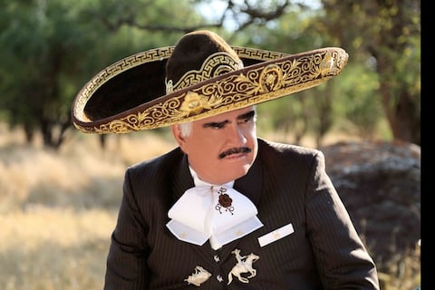 Vicente, Alejandro y Alex Fernández cantarán juntos por primera vez en los Latin Grammy