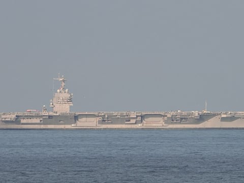 Segundo portaaviones de la clase Ford de la Armada de los Estados Unidos comienza primeras pruebas en el mar