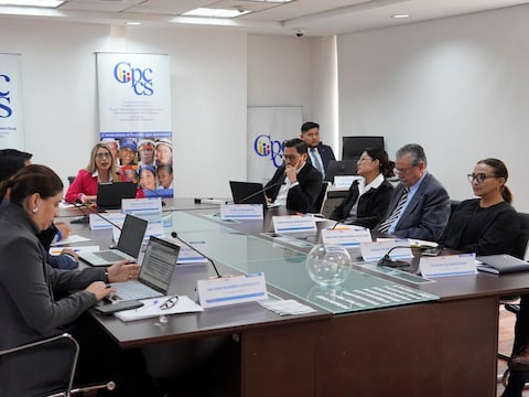 En segunda revisión de requisitos cinco postulantes a fiscal general del Estado incumplen reglamento y podrían ser inadmitidos