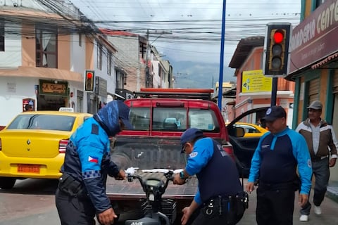 Cotacachi regula vehículos de micromovilidad con QR y multas