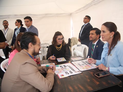 Gobierno y la OPS suscriben el primer pacto nacional por la salud mental en Ecuador