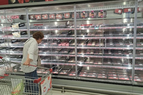 Qué hay ‘Detrás de’ los productos de Mi Comisariato: campaña visibiliza procesos, controles y personas que intervienen