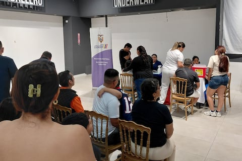 En tercer Vacunatón se aplicaron más de 3.500 dosis contra la influencia en Guayaquil, Durán y Samborondón
