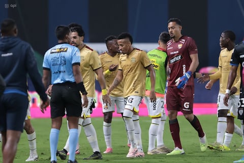 ‘El que no quiera estar aquí, va a salir’, afirma David Alvarez tras la caída de Barcelona SC ante Independiente del Valle