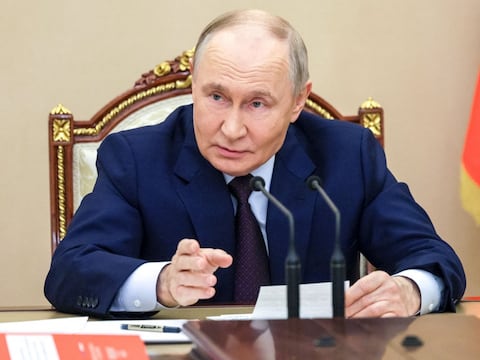 Vladimir Putin premia a los creadores del misil Burevestnik y el sumergible Poseidón