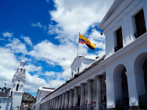 Presidencia pide a la Corte Constitucional que aclare y amplíe sentencia sobre participación privada en el sector eléctrico