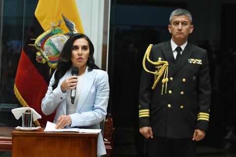 Daniel Noboa dejó sin funciones a la vicepresidenta de la República, Verónica Abad