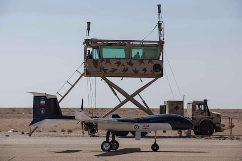 Tras el despliegue de un portaaviones estadounidense, Irán incorpora 1.000 drones ante posibles ataques