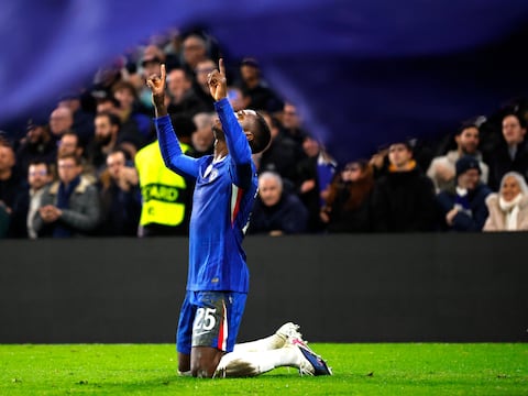 ‘Es el jugador más importante del Chelsea’, el elogio para Moisés Caicedo, por parte de un histórico del club de Londres