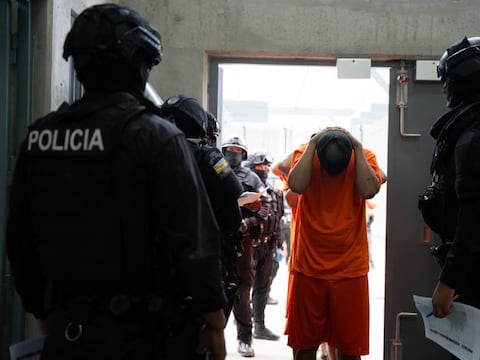 Solo cuatro personas y una lista fija: las nuevas reglas que se deben cumplir para visitar a un detenido