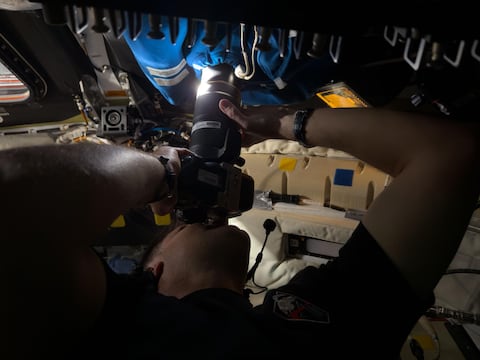 Las ‘supercámaras’ que retratan nítida a la Luna en Artemis II