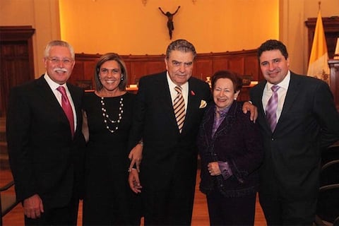 Ellos son Patricio, Vivi y Francisco: los hijos varones de Don Francisco llevan una discreta vida alejada del ojo público mientras que la única hembra es conductora de televisión igual que su padre