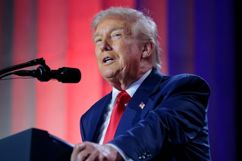 Donald Trump reafirma que a países sin acuerdo les impondrá en agosto aranceles del 15 al 50 %