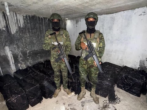 Golpe al narcotráfico en Montecristi: Ejército halló 30 bultos de droga vinculados a Los Lobos
