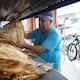 Eduardo Salazar, el comerciante de bacalao con 30 años de tradición en Guayaquil