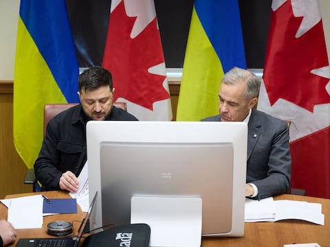 Zelenski se reúne con Mark Carney en Canadá antes de ver a Donald Trump