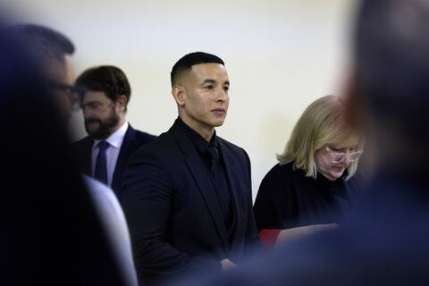Daddy Yankee habla de su crisis matrimonial durante su testimonio de fe en la iglesia