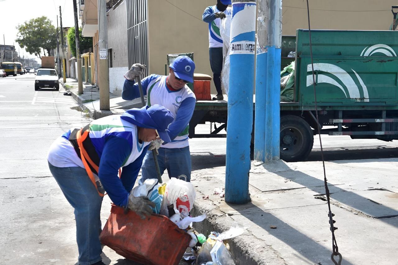 Ecuador impone toque de queda en nueve provincias y aranceles del 100% a Colombia en escalada de tensión — image 6