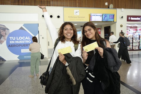 ‘Compramos todo hace dos meses para viajar y estar tranquilas ahora’: jóvenes planificaron viaje a Quito con anticipación para concierto de Shakira