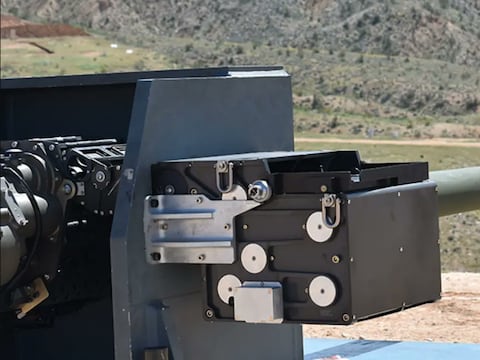 Próximos vehículos de combate del Ejército de los Estados Unidos estarán equipados con un cañón de 50 mm