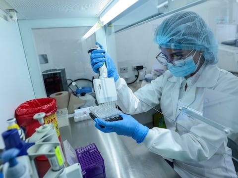 55 unidades médicas del Municipio de Guayaquil activan protocolos tras caso importado de viruela símica