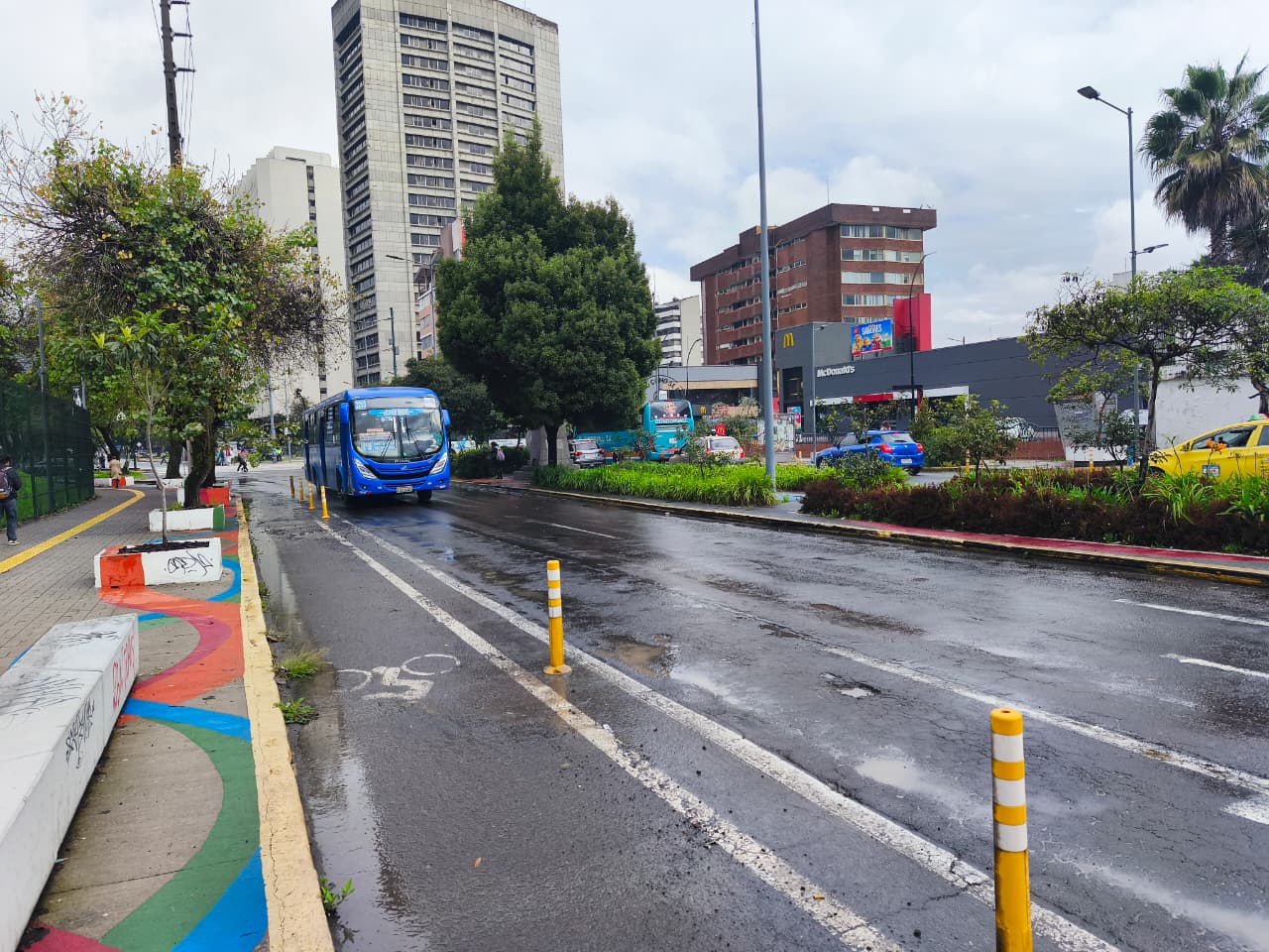 Quito amanece sin buses: transportistas reducen frecuencias por eliminación del subsidio al diésel — image 1