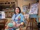 Maite Marín, la ecuatoriana que transforma celebraciones con pintura en vivo