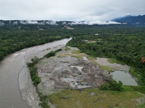 Contaminación ambiental en Napo sale de pequeña minería que entrega a terceros operación de concesiones