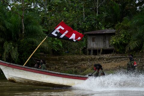 Cuatro grupos armados se acogen a cese al fuego bilateral en Colombia, ELN quedó fuera de decreto