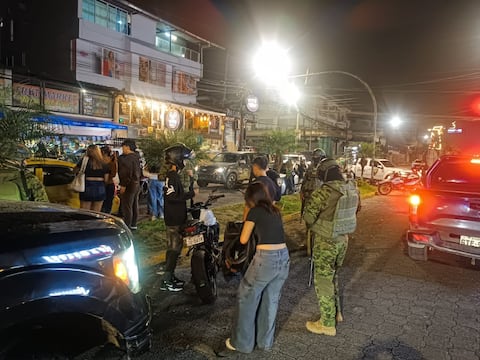 Cuatro detenidos por presunta extorsión a comerciante en Santo Domingo