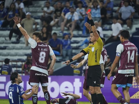 Facundo Castelli recibe sanción de 2 partidos y no jugará con Emelec en lo que resta del año