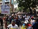 Trabajadores protestan en Caracas tras aumento salarial al que consideran una ‘burla’