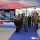 Kim Jong-un presencia exhibición de drones y misiles en medio de tensiones con Corea del Sur