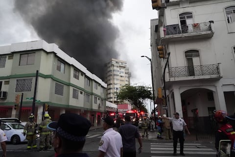 COE advierte posible debilitamiento estructural en tres torres de Multicomercio por el calor