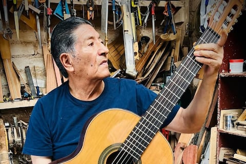 Olivo Chiliquinga, el fallecido ‘luthier’ ecuatoriano cuyas guitarras llegaron hasta Frank Sinatra