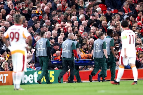 Noa Lang sufre semiamputación de un dedo en el partido Liverpool vs Galatasaray por la Champions League