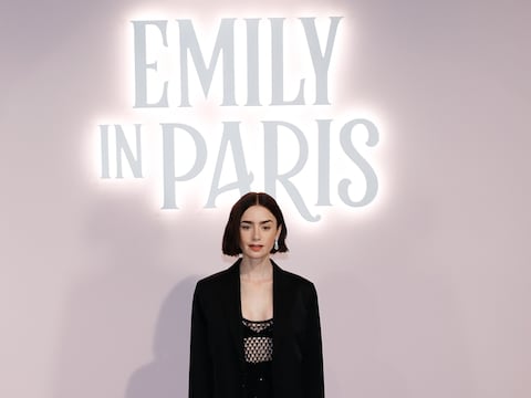 ‘Emily in Paris’ da un nuevo giro: Grecia y Mónaco serán el escenario de su sexta temporada