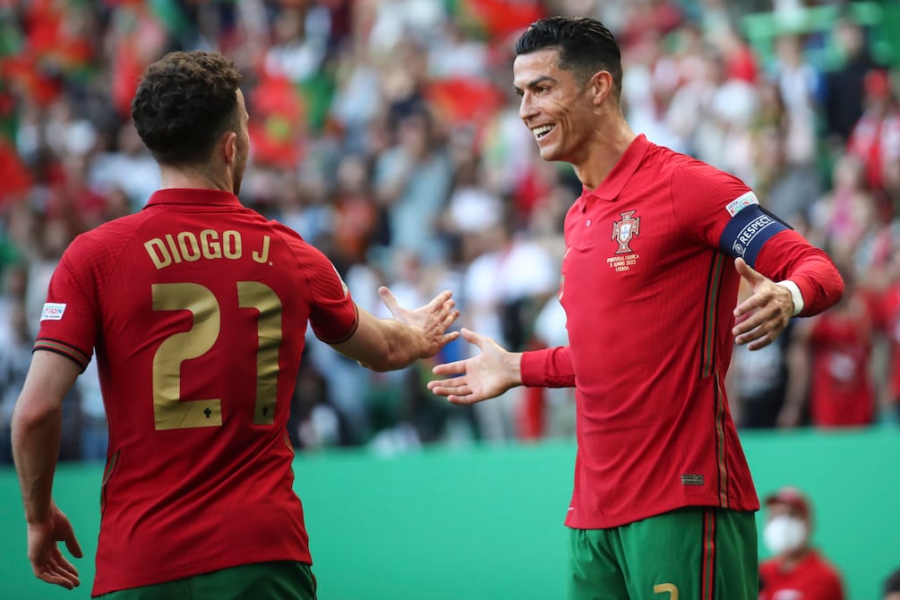 Te extrañaremos', el conmovedor mensaje de Cristiano Ronaldo por la muerte de Diogo Jota, su compañero en la selección de Portugal - Antena Península Radio y TV